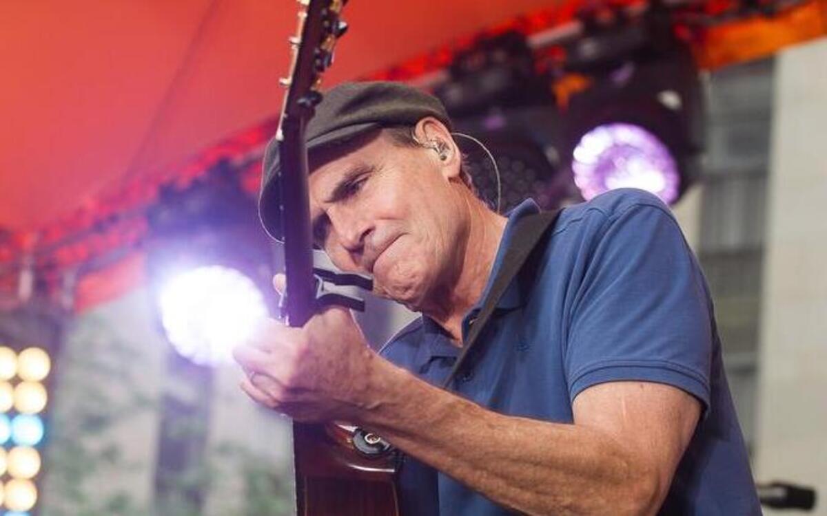 
Forty-five years after James Taylor made his Billboard debut, he finally has a top-ranking album in “Before This World.”
