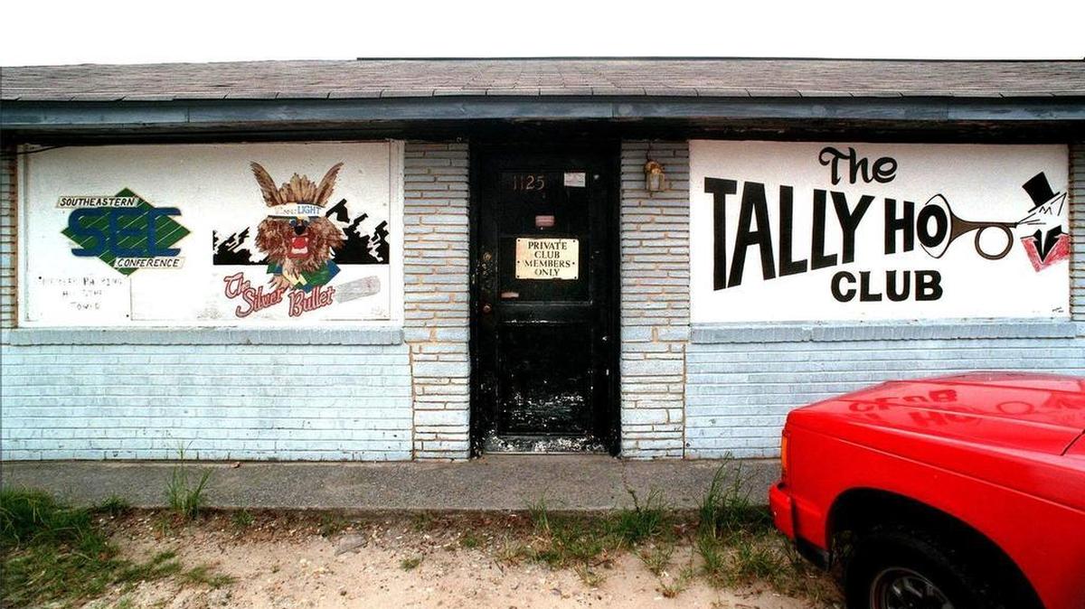 The Tally Ho Club on Rosewood Drive closed in 1998. Today, Seawell’s is on the site.