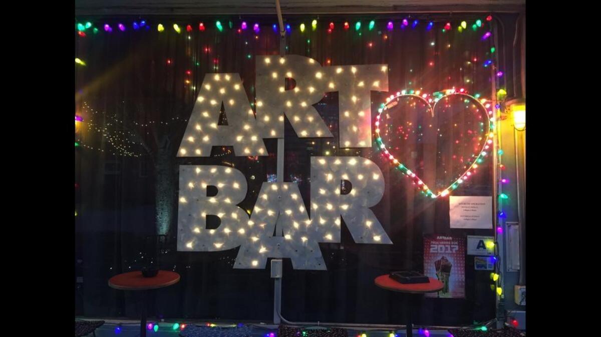 Art Bar