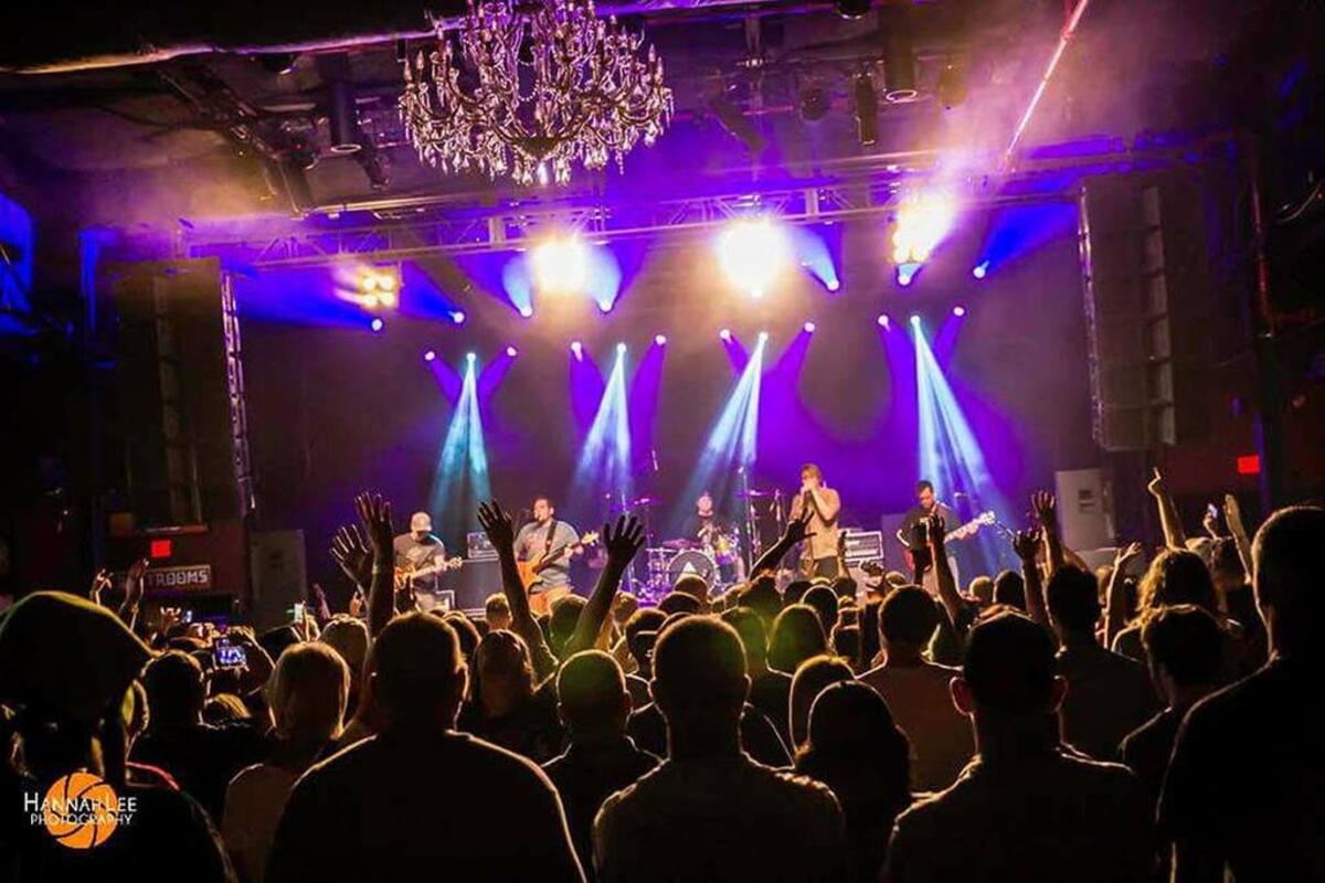 Jeremy’s Ten, a Pearl Jam tribute.