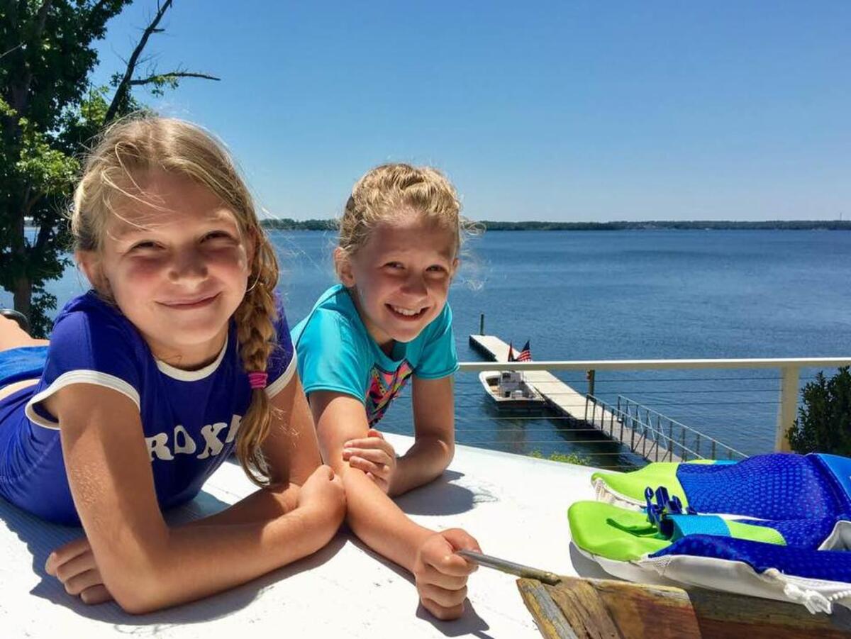Columbia Sailing Club’s junior sailing program features seven week-long sessions for ages 7-17.