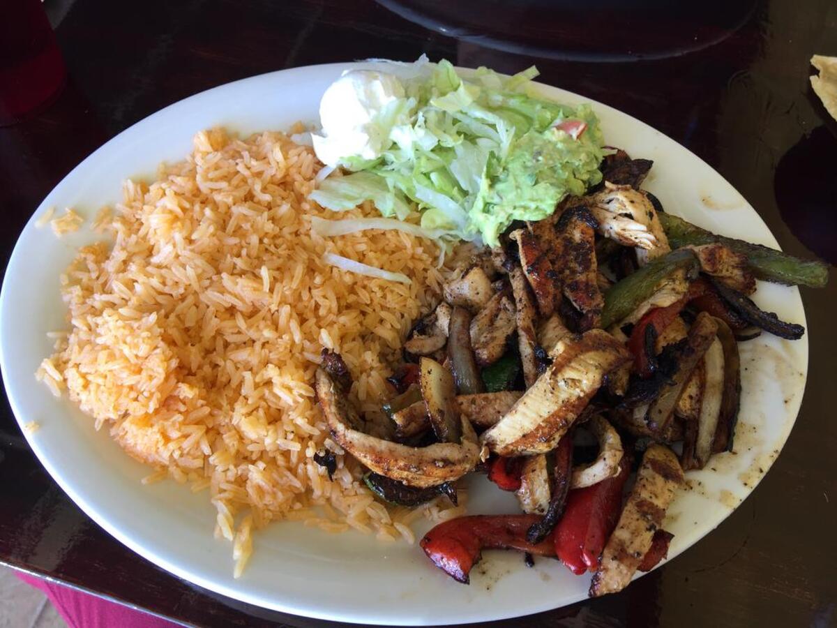 Brothers & Beer fajitas.