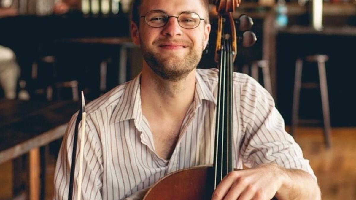 Cellist Steuart Pincombe