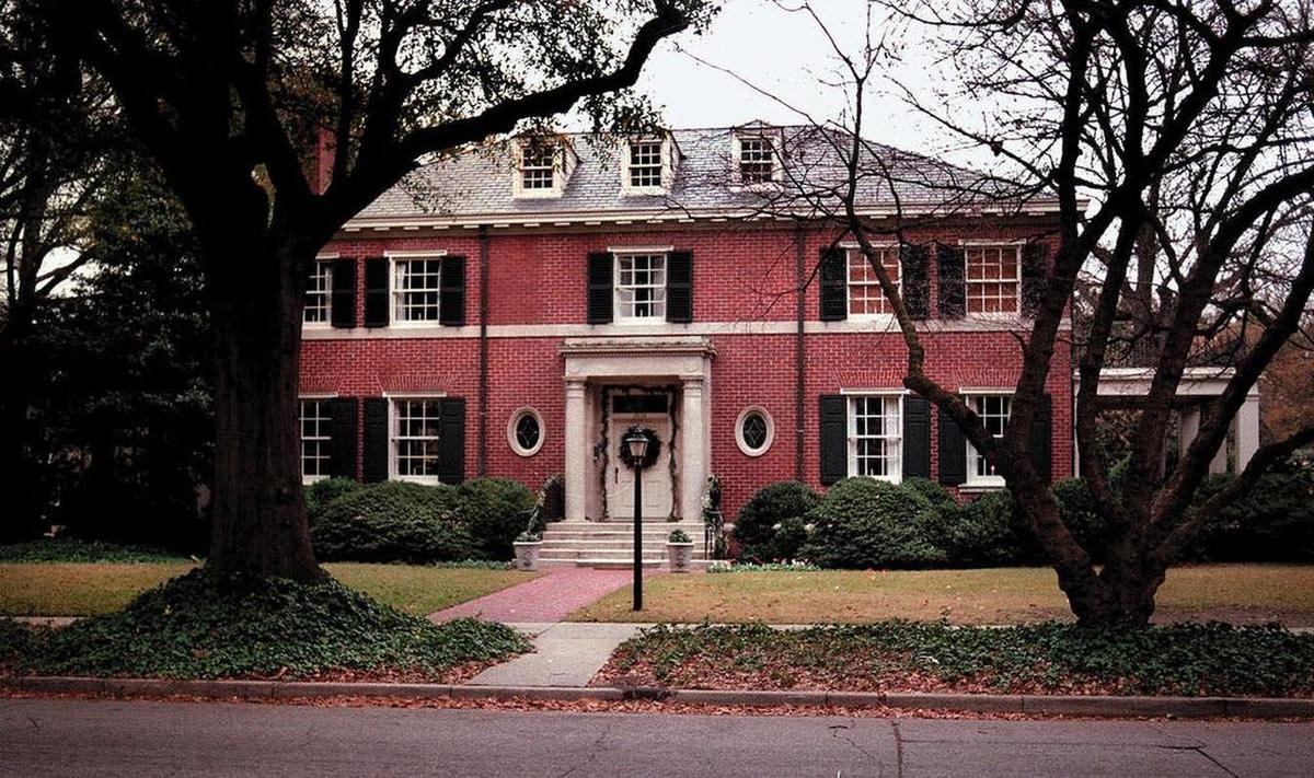 The Heyward Street house is shown in a 1998 photo.