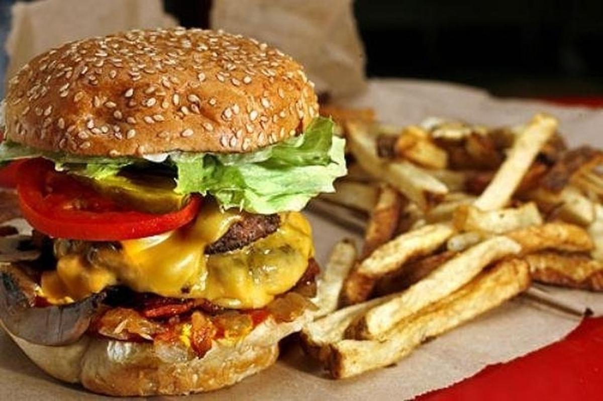 A burger from Five Guys.