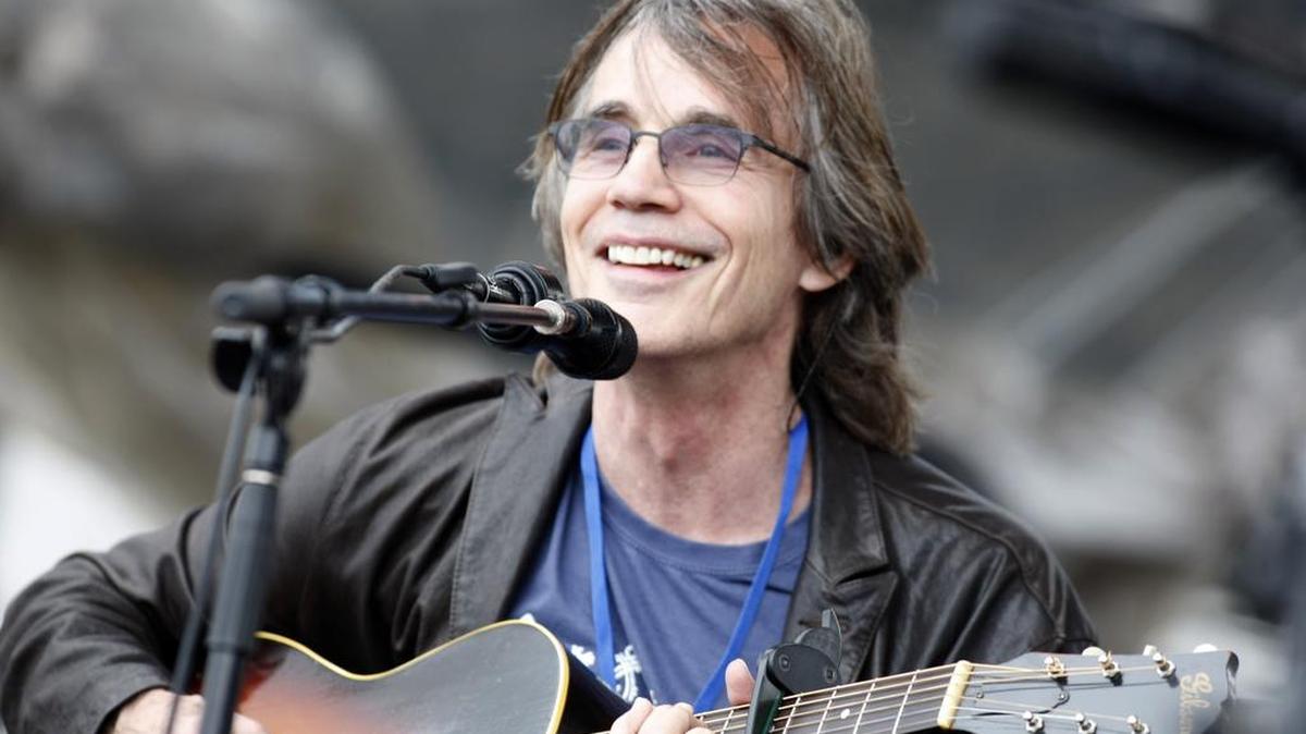 
Jackson Browne performs a song with Sara Watkins at the Newport Folk Festival in Newport, R.I. on Sunday, July 29, 2012. (AP Photo/Joe Giblin)
