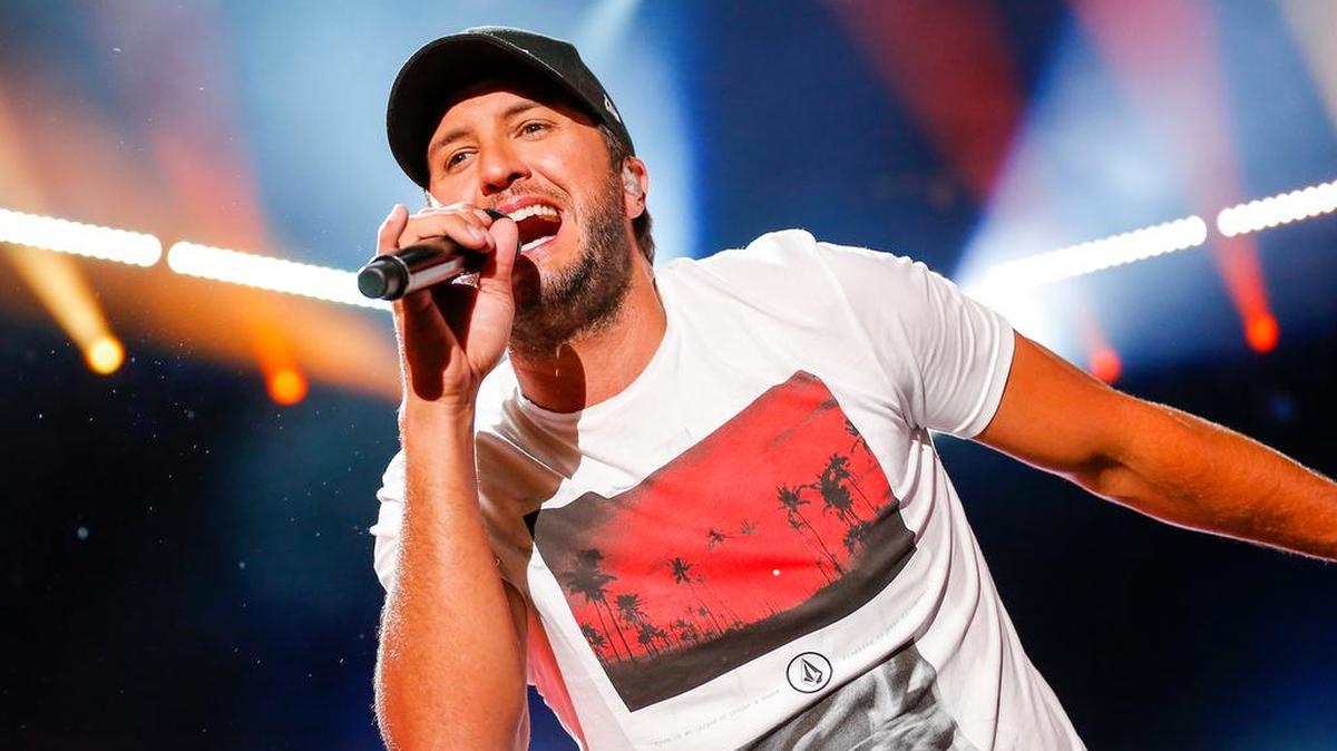 Luke Bryan will sing at the Super Bowl – and, later in the month, in Columbia’s Colonial Life Arena.