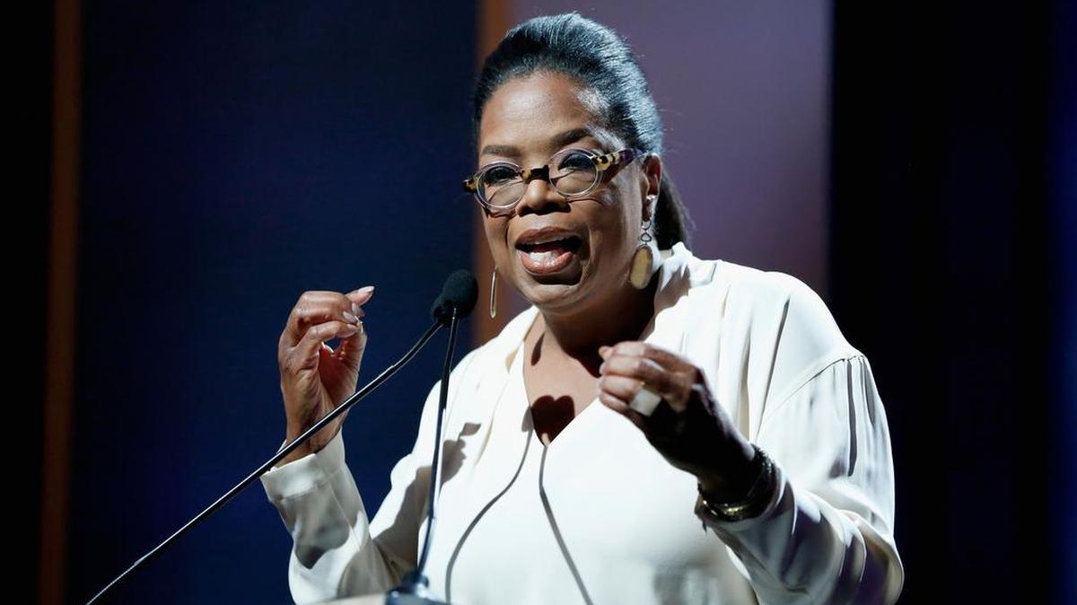 Oprah Winfrey will be the keynote speaker at Johnson C. Smith University's spring commencement ceremony.