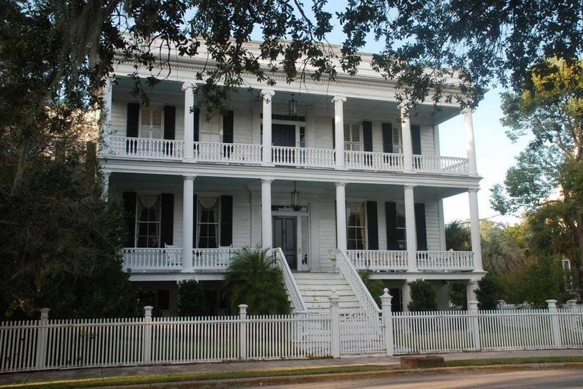 The Lewis Reeve Sams House, 601 Bay St. in Beaufort, is shown.