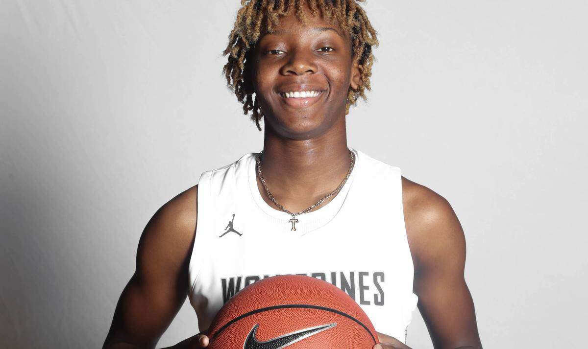 Talaysia Cooper, of East Clarendon High School, has committed to the USC Gamecocks.
