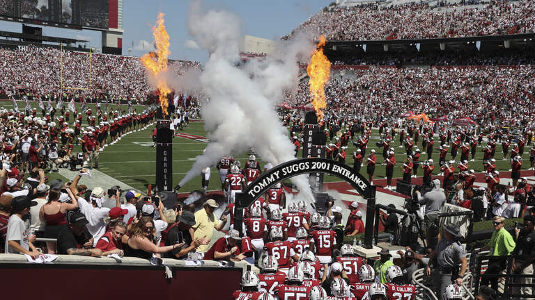 Photos: USC plays Kent State in season opener