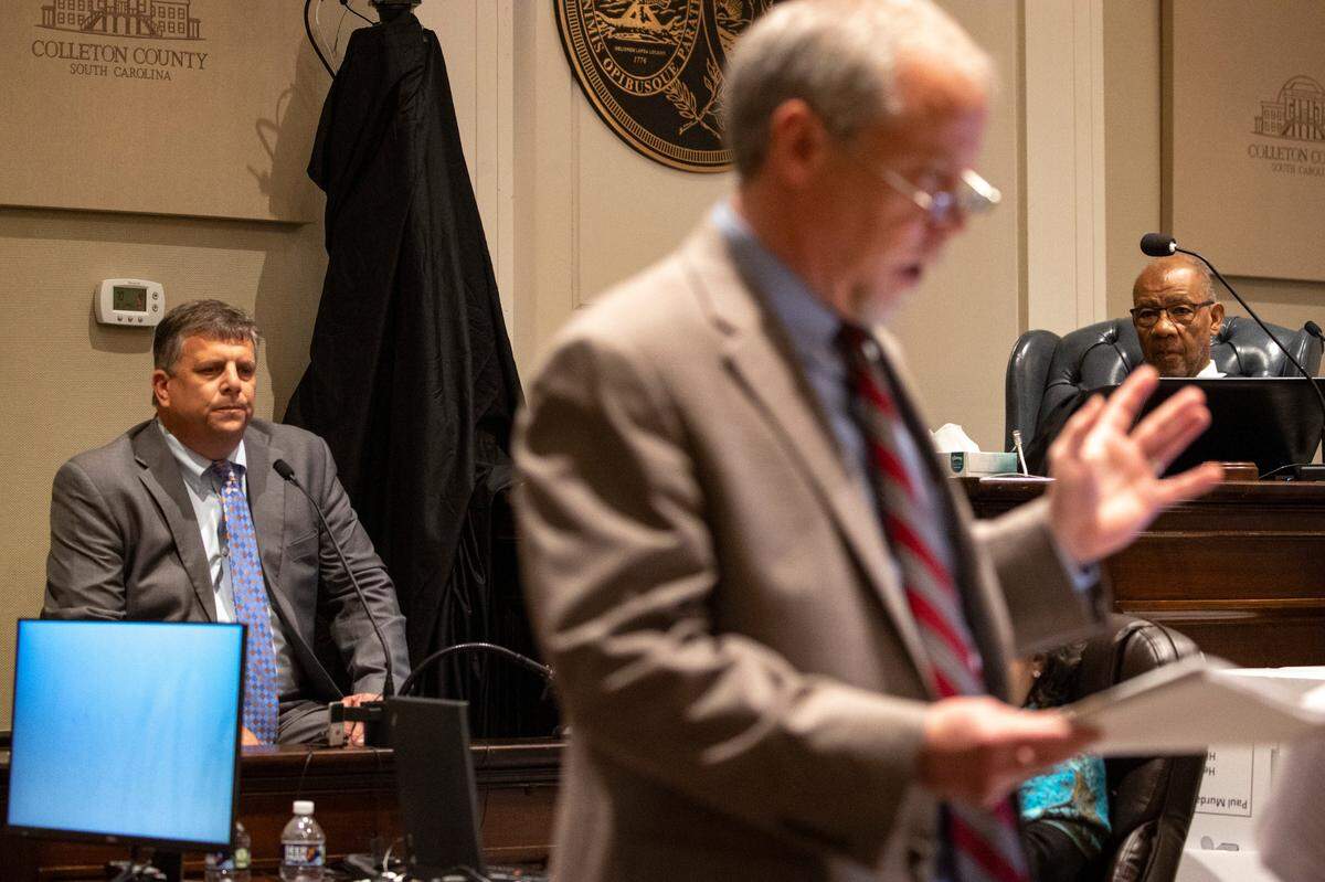 Chris Wilson, trial attorney, is questioned by prosecutor Creighton Waters during a hearing in the middle of the double-murder trial of Alex Murdaugh at the Colleton County Courthouse in Walterboro, Thursday, Feb. 2, 2023. Andrew J. Whitaker/The Post and Courier/Pool
