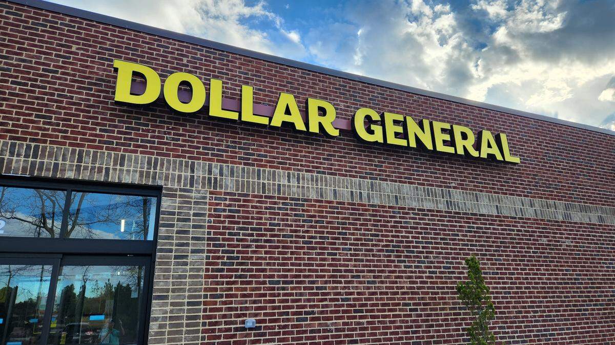 A new Dollar General store has opened at 472 Wise Ferry Road in Lexington.