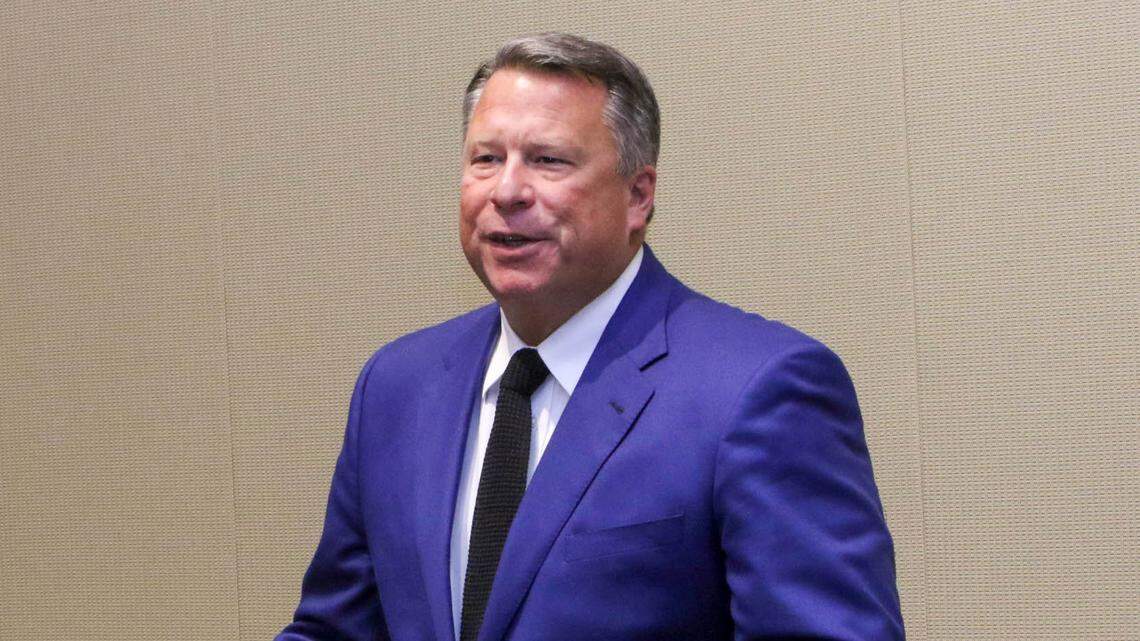 The University of South Carolina quarterback Todd Ellis was inducted into the South Carolina Athletic Hall of Fame Class of 2020.