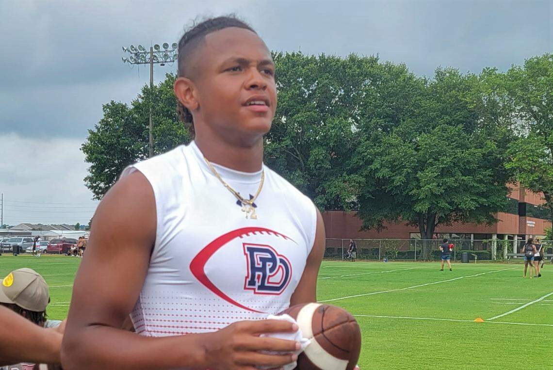 Providence Day quarterback Jadyn Davis