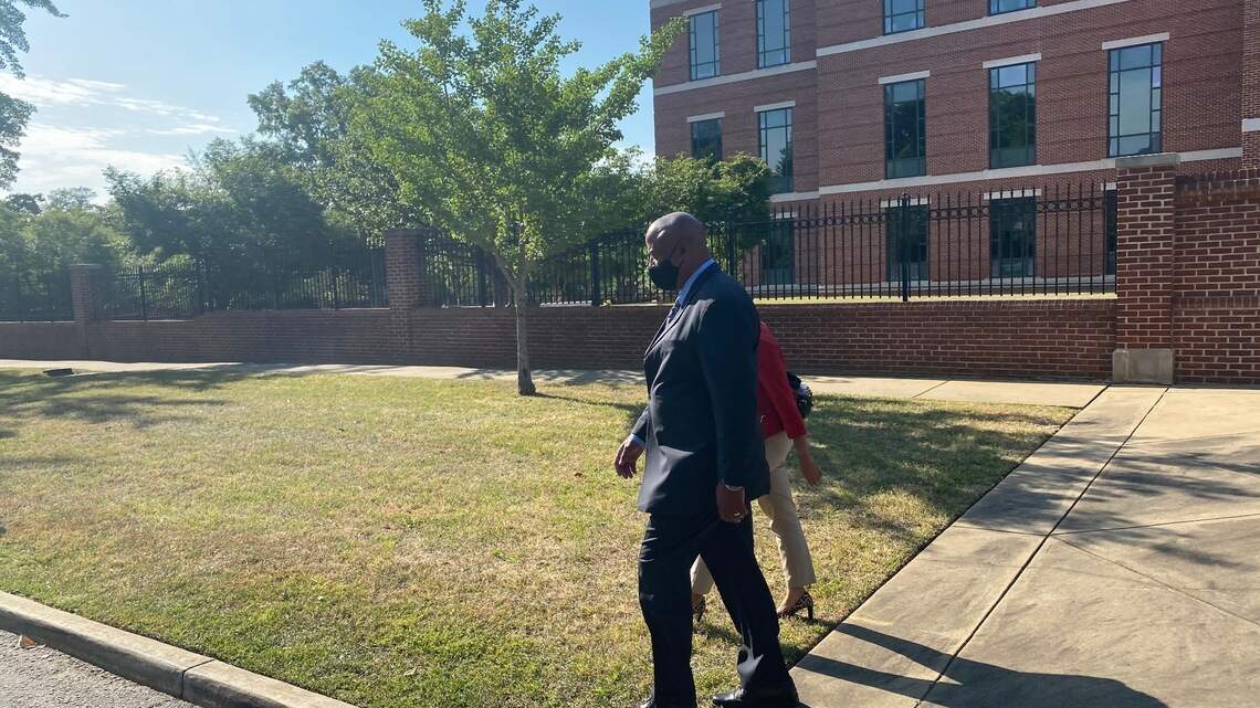 Prison over: Convicted former SC sheriff Alex Underwood released from federal custody