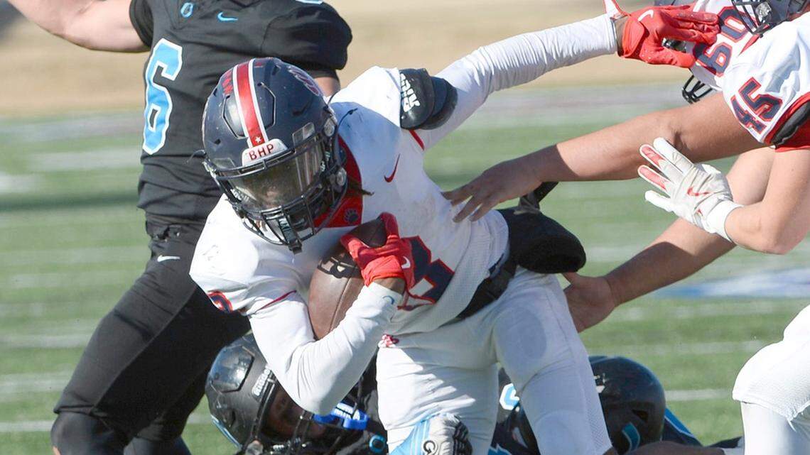 Belton-Honea Path High senior Marquise Henderson (3) with the ball against Oceanside Collegiate in the SC 2024 Class 3A football championship game.