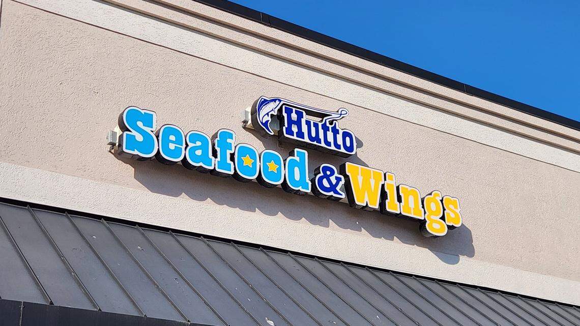 Huttos Seafood & Wings recently opened at 7467 St. Andrews Road in Irmo, SC.