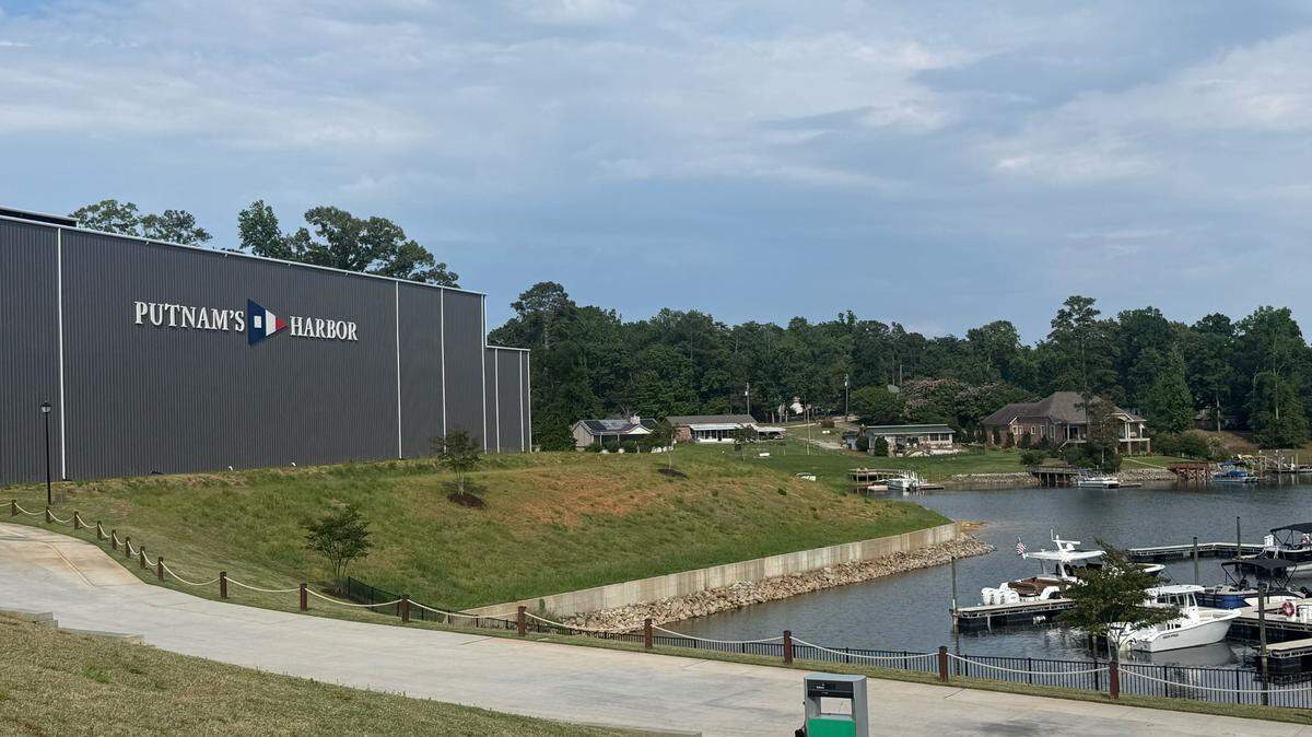 Reopened in 2024, Putnam’s Harbor marina pitches itself as a premium experience.