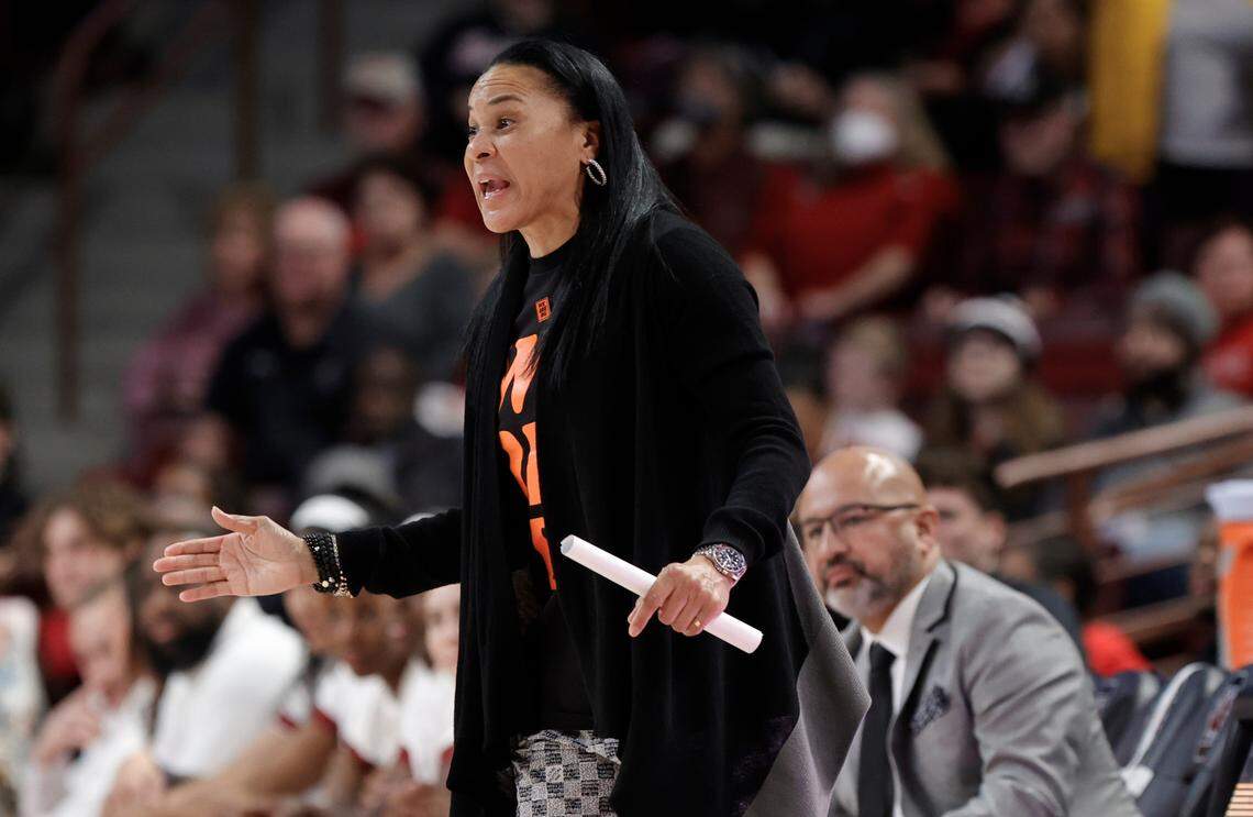 University of South Carolina head coach Dawn Staley yells to her team during the first half of action against UCLA in the Colonial Life Arena on Nov. 29, 2022.
