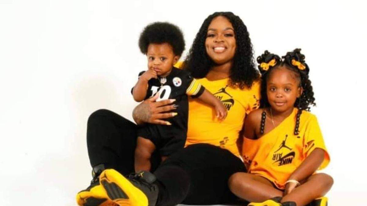 Alexis Ware dropped her children off with her boyfriend and drove off into the night. Family and friends have not seen her since.