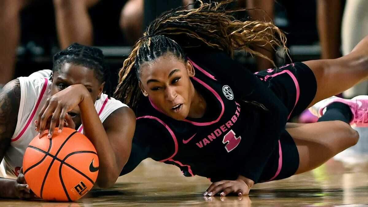 Vanderbilt’s Mikayla Blakes (1)