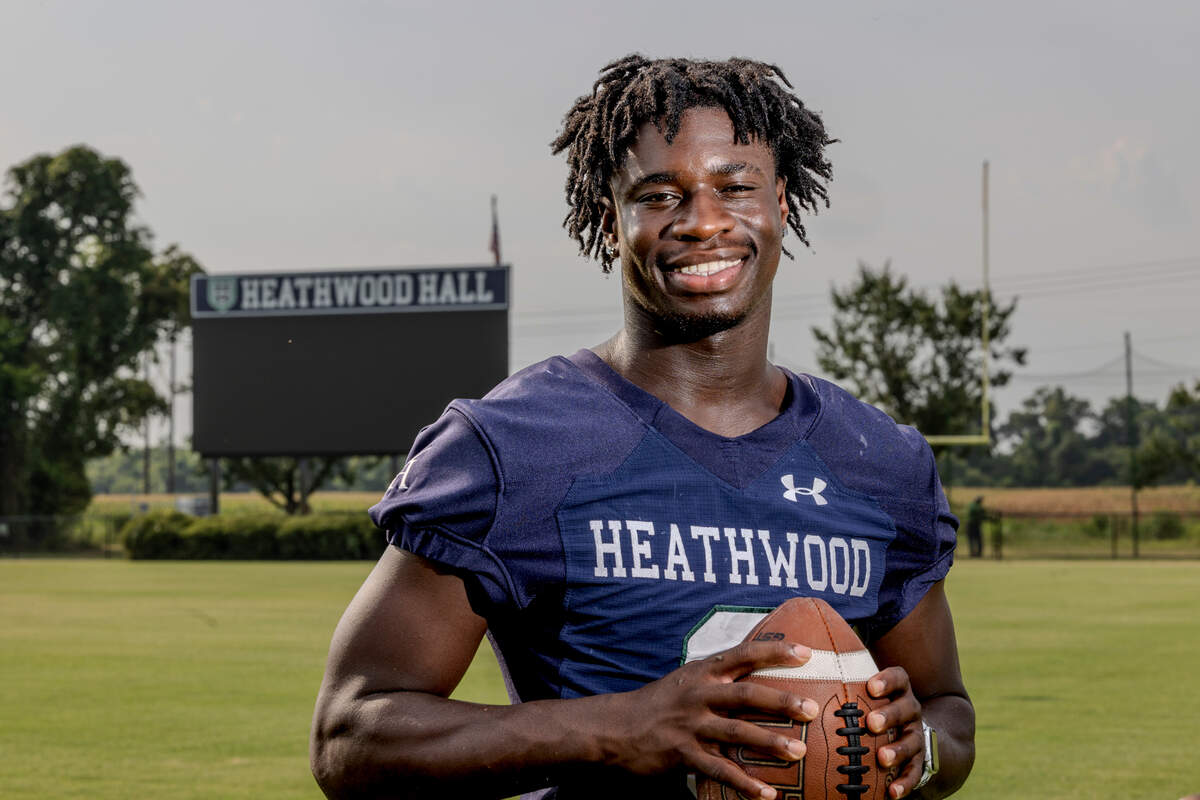 Onis Konanbanny is a 4-star football recruit for Class of 2025. He is playing for Heathwood Hall Episcopal School.