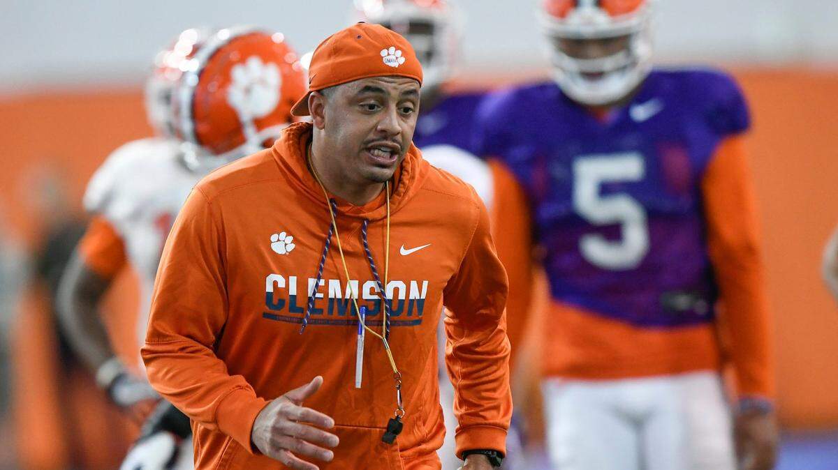 Clemson offensive coordinator Tony Elliott
