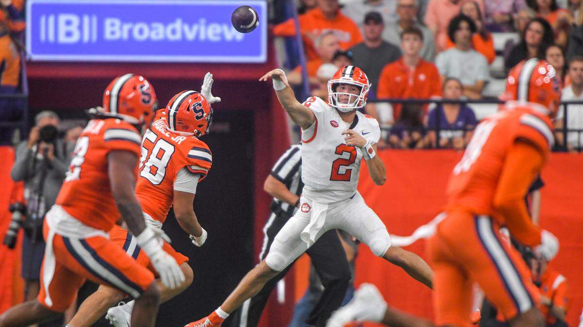 Clemson quarterback Cade Klubnik (2)