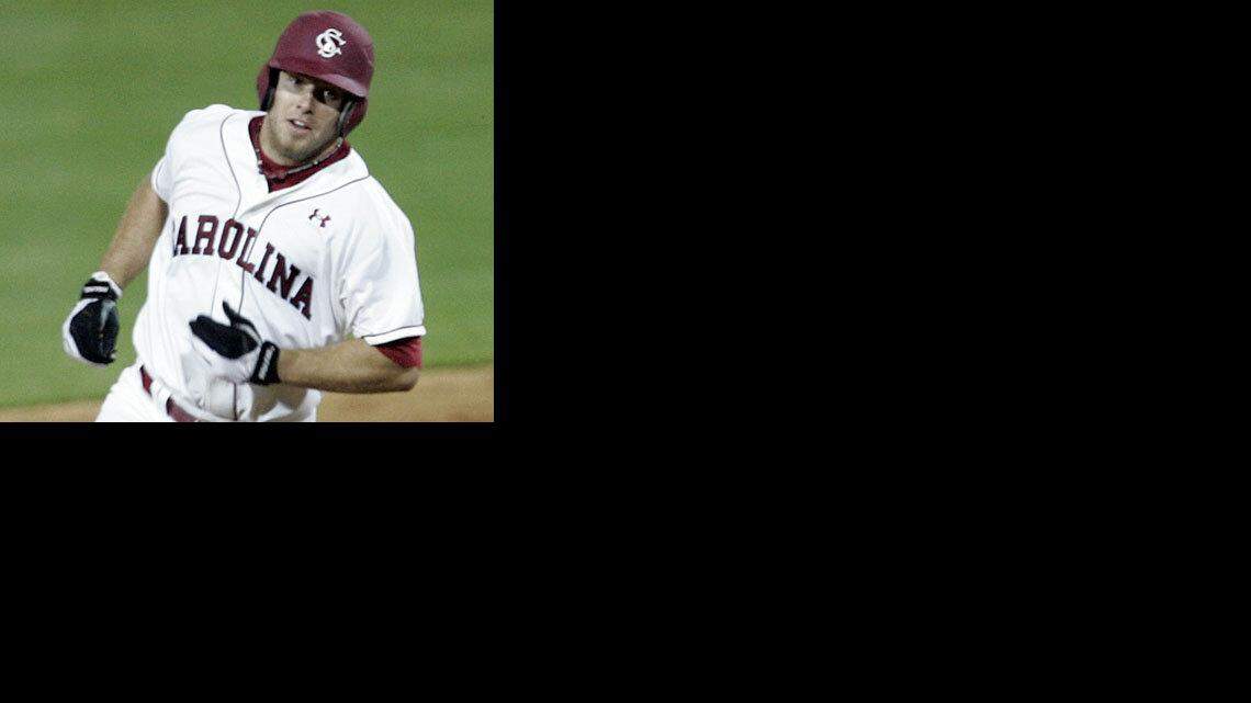 South Carolina Gamecocks  Jake Williams (40) rounds second during game action Wednesday against Wofford at Carolina Stadium.