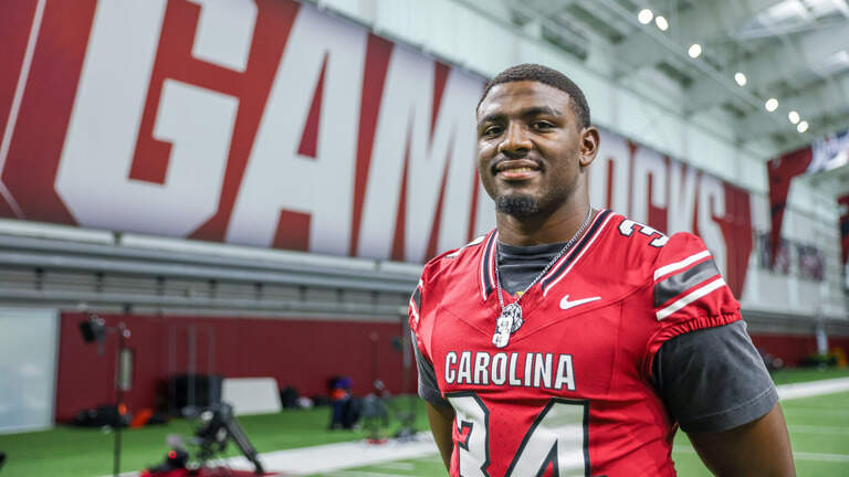 He cheered from stands as college freshman. Now he’s a veteran Gamecock with big goals