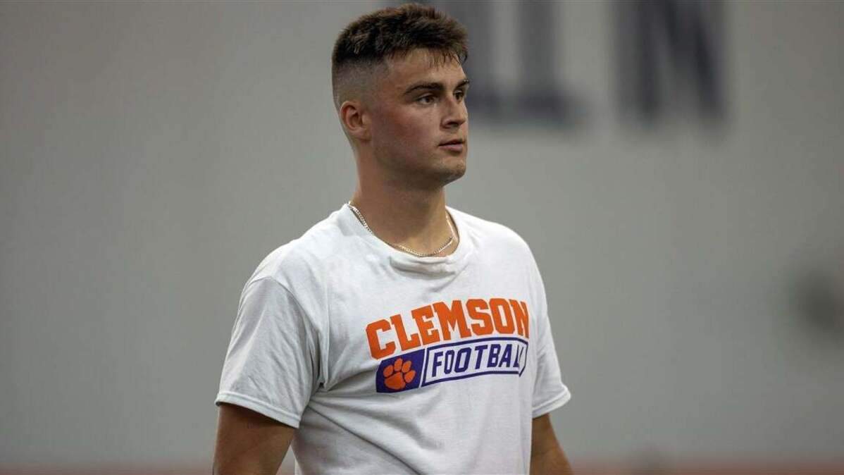 Former 2025 Clemson football quarterback commit Blake Hebert decommitted and flipped to Notre Dame on Oct. 14. Hebert is a four-star prospect from Brunswick School in Greenwich, Conn.