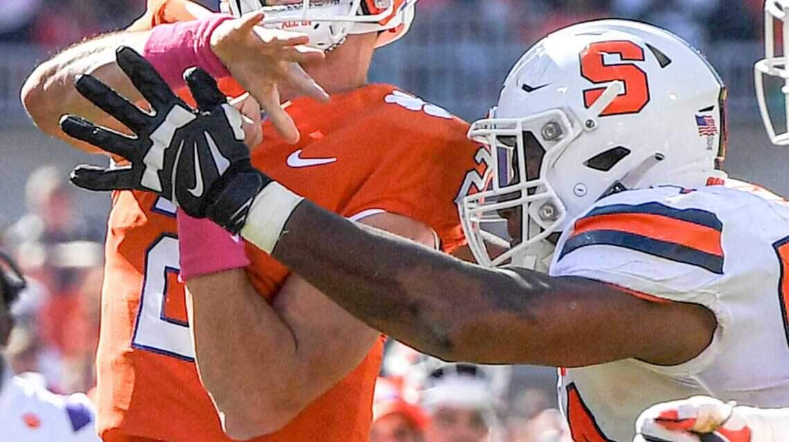 South Carolina lands transfer portal D-lineman with in-state roots
