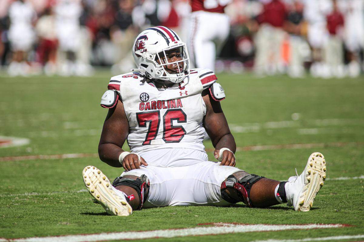 South Carolina offensive lineman Torricelli Simpkins III watches as the play clock hits zero after an interception by Alabama in Bryant Denny-Stadium.