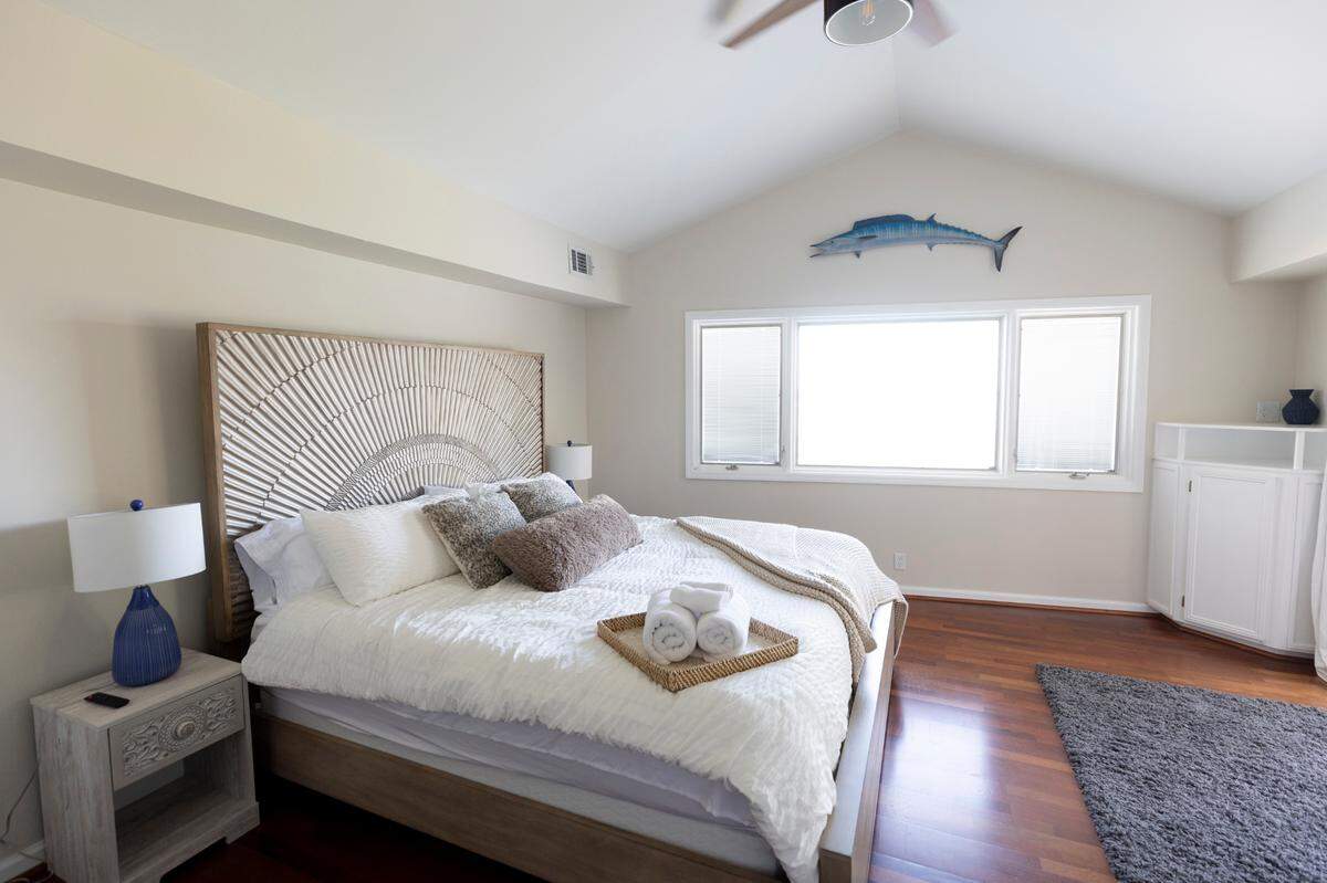 A short-term rental on Lake Murray near Bundrick Island.