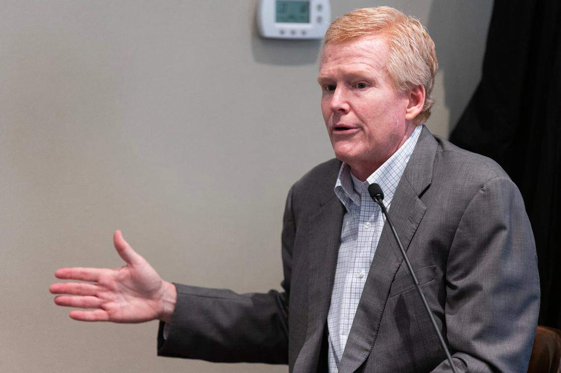 Alex Murdaugh is cross examined by prosecutor Creighton Waters after taking the stand in his trial for murder at the Colleton County Courthouse on Friday, Feb. 24, 2023. Joshua Boucher/The State/Pool