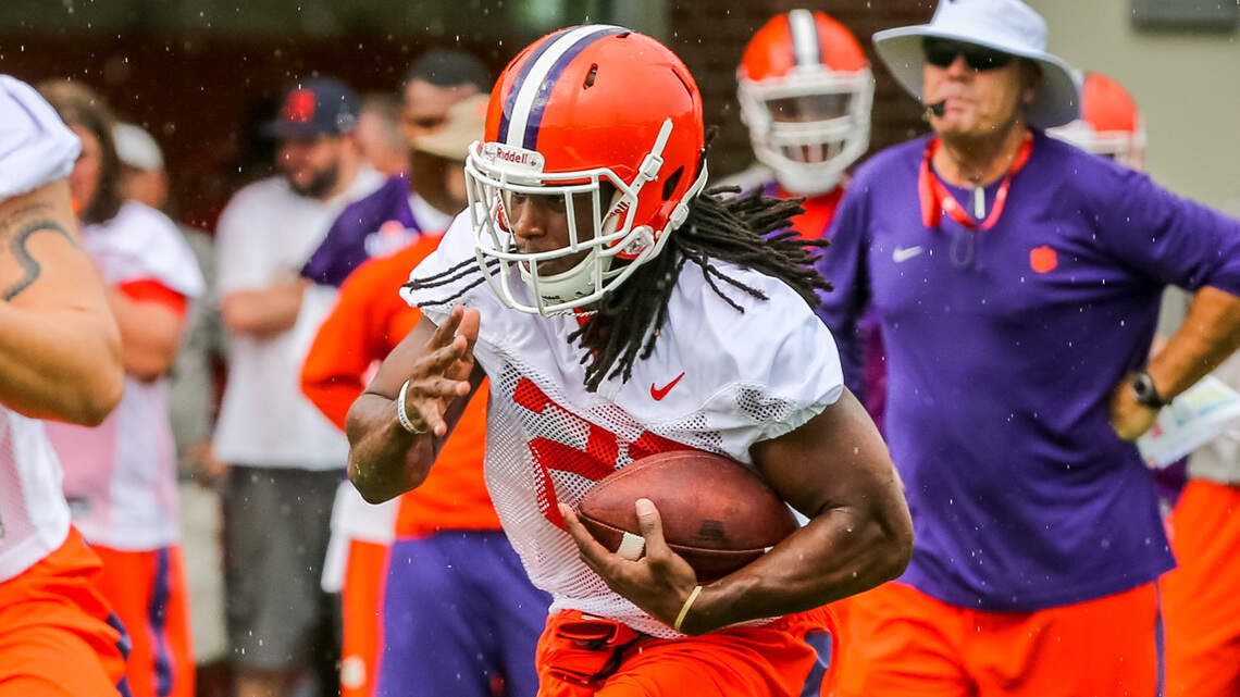 ‘Our hearts are just broken’: Former Clemson running back drowns in Georgia lake