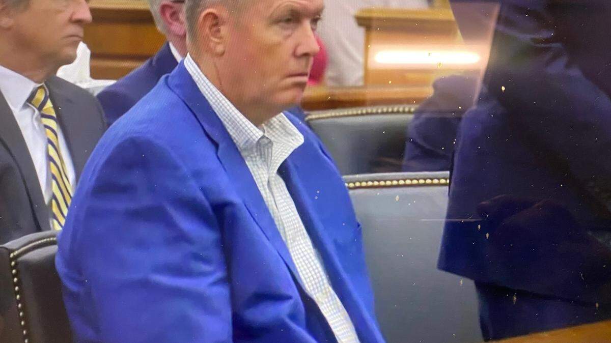 Russell Laffitte sits in a state court hearing in Beaufort County on Sept. 15, 2023, waiting to learn when a date for a state trial in his alleged financial crimes will be set.