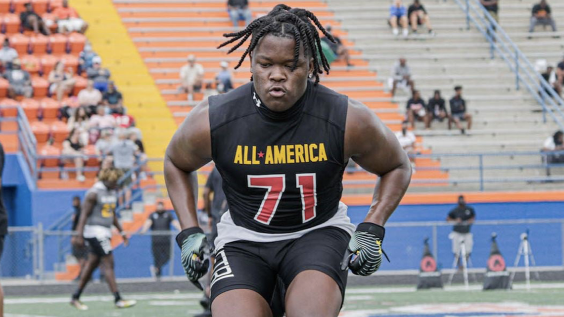 Kobe McCloud — the younger brother of former Clemson star Ray-Ray McCloud — announced his commitment to the Tigers on Wednesday night. Kobe is rated a three-star linebacker in the 2022 class, per the 247Sports Composite.