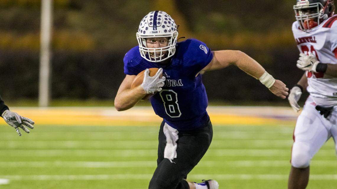 Guidelines, capacities set for SC high school football championship games