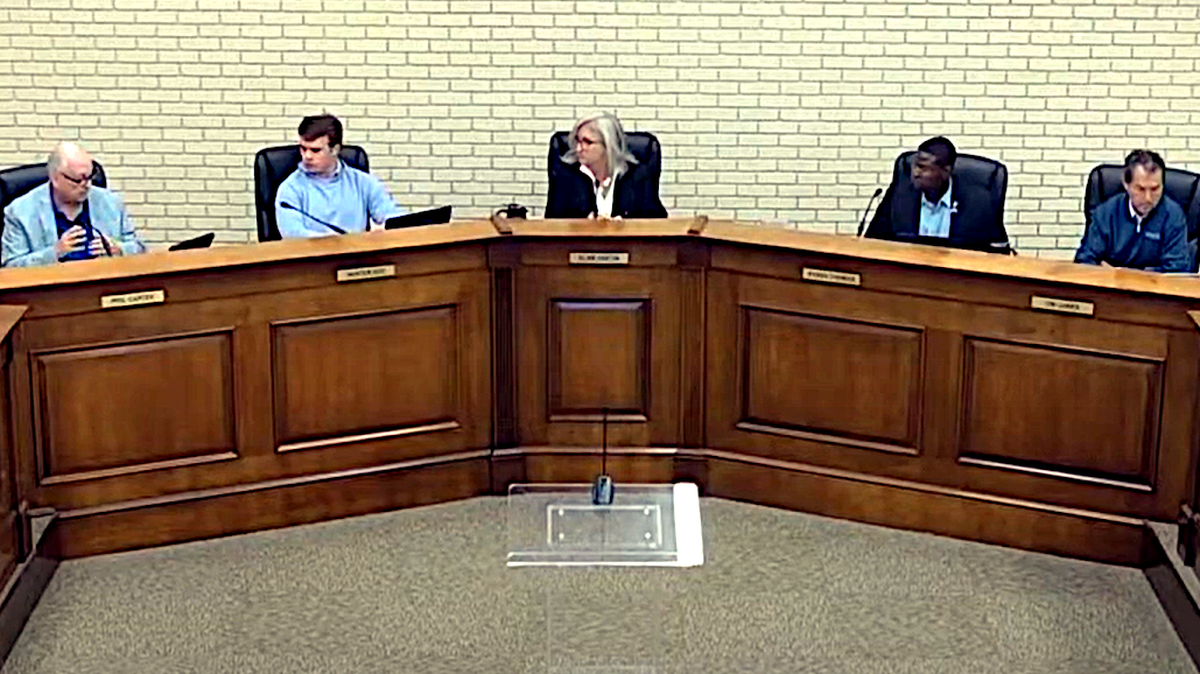 Cayce City Council members and the mayor each gave their own take on a recent controversy at an April 9, 2024 meeting.