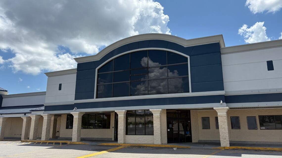 KJ’s Market grocery store in West Columbia, SC has closed | The State