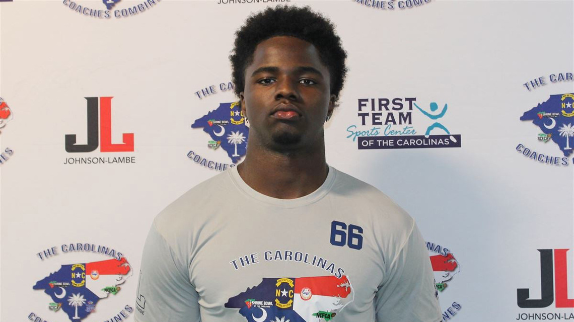In-state defensive end raves about South Carolina after landing offer from Gamecocks