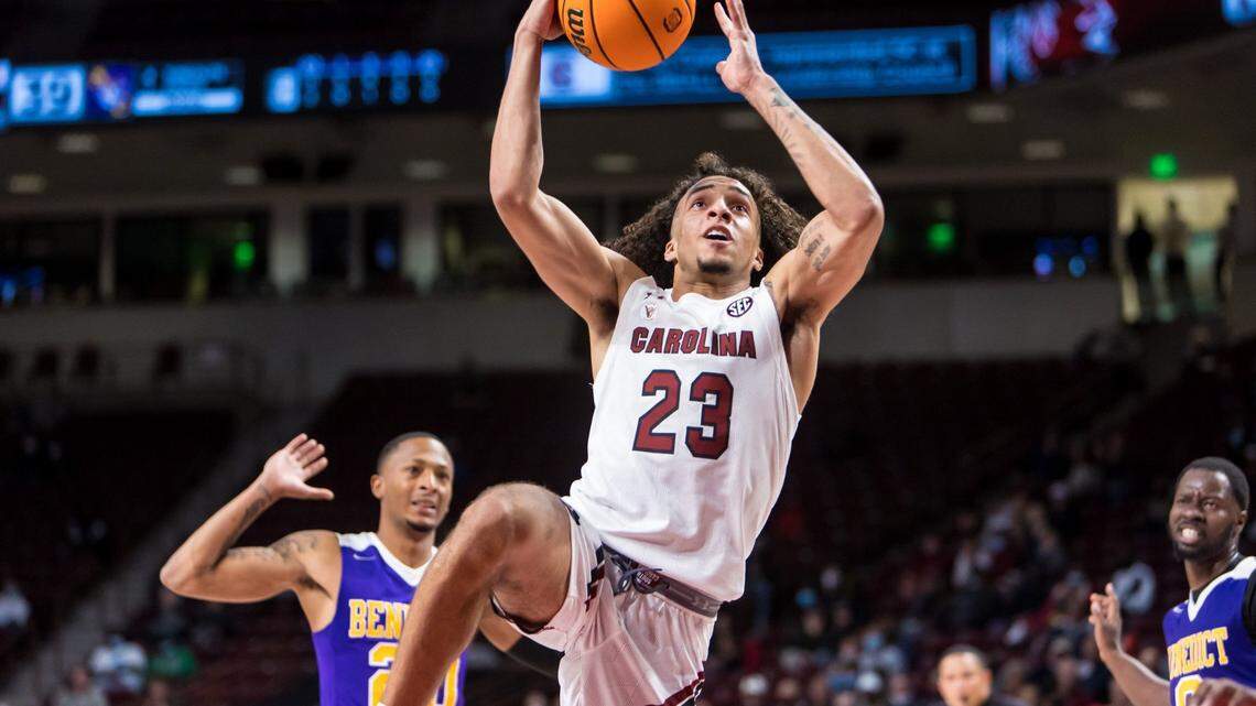 South Carolina Gamecocks guard Devin Carter (23) drives against the Benedict Tigers.