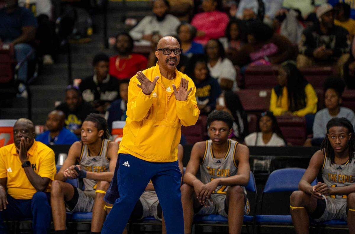 Keenan head coach Zach Norris reacts to play on the court in the second half during the SCHSL 3A Lower State basketball championship on February 28, 2025 in Florence, South Carolina