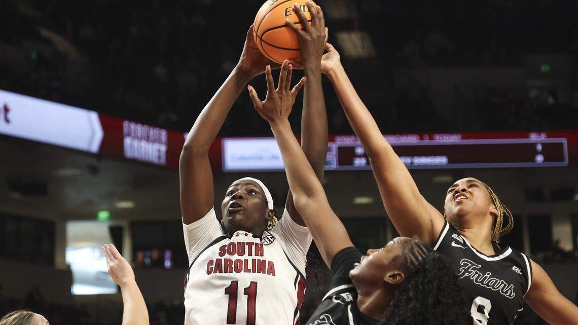 No. 3 Gamecocks win big over Providence. Ta’Niya Latson injured