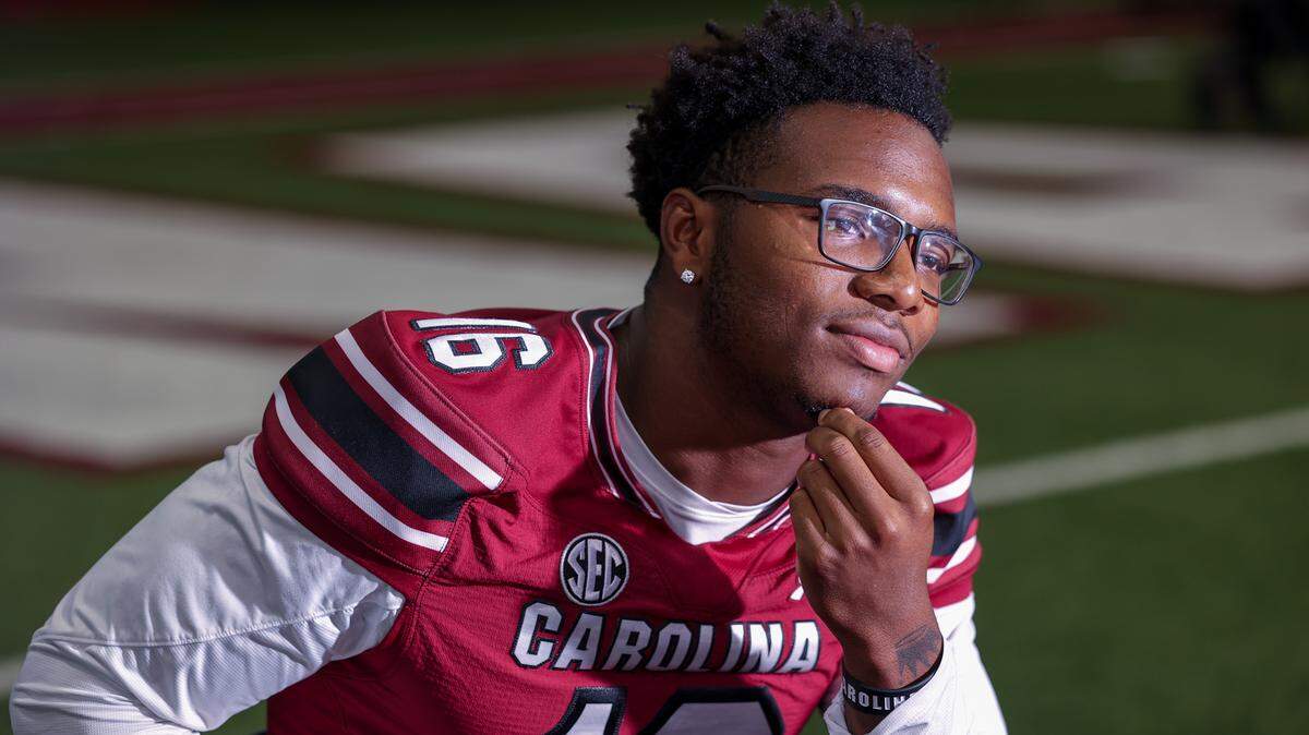 South Carolina QB LaNorris Sellers 