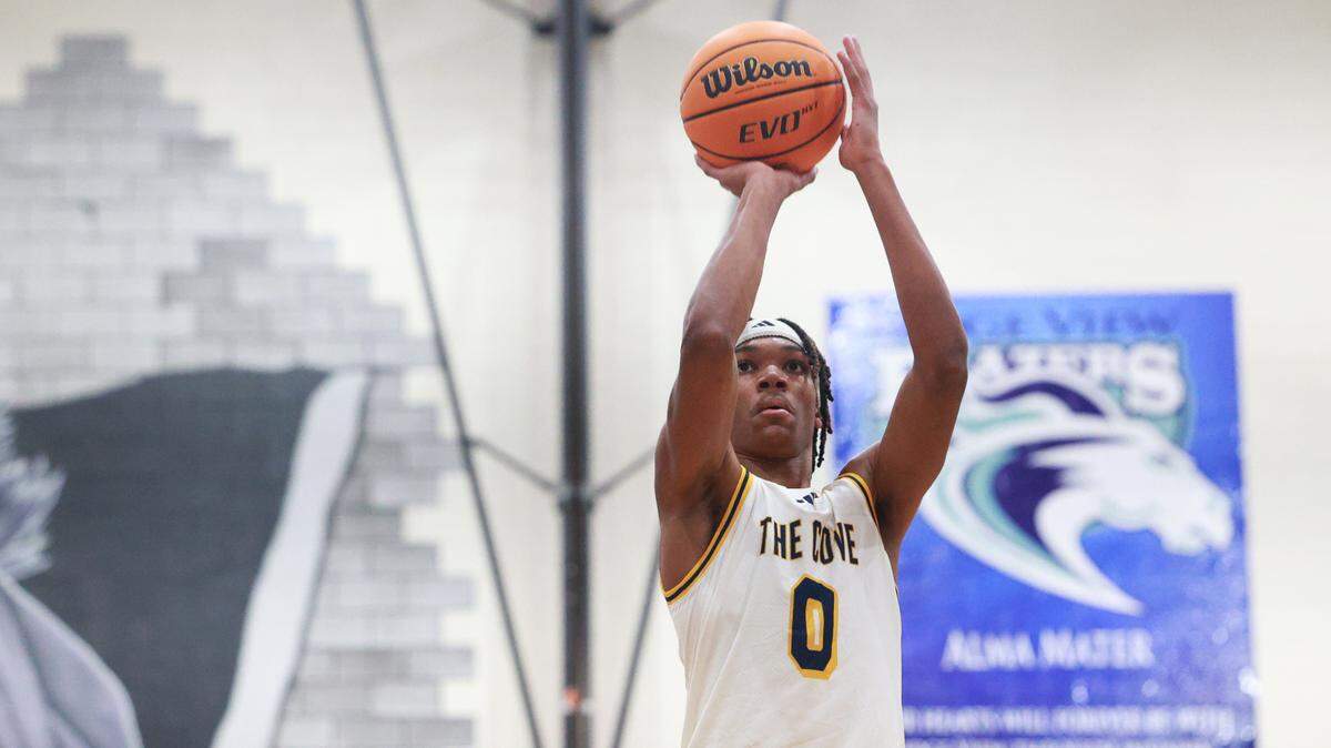 Keenan’s Brian Sumpter plays Dynamic Prep on Thursday, December 12, 2024.