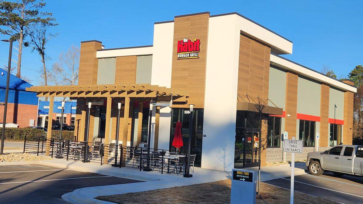 The Habit Burger Grill will open at 5304 Sunset Boulevard in Lexington on Jan. 31, 2024.