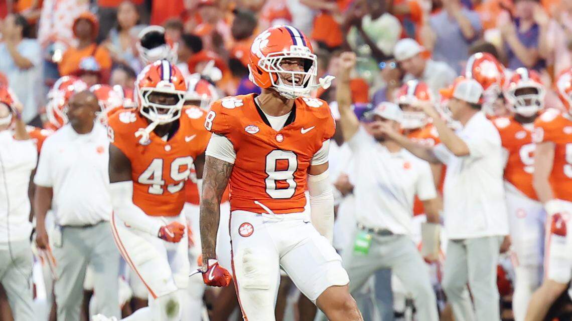 Clemson cornerback Avieon Terrell (8)